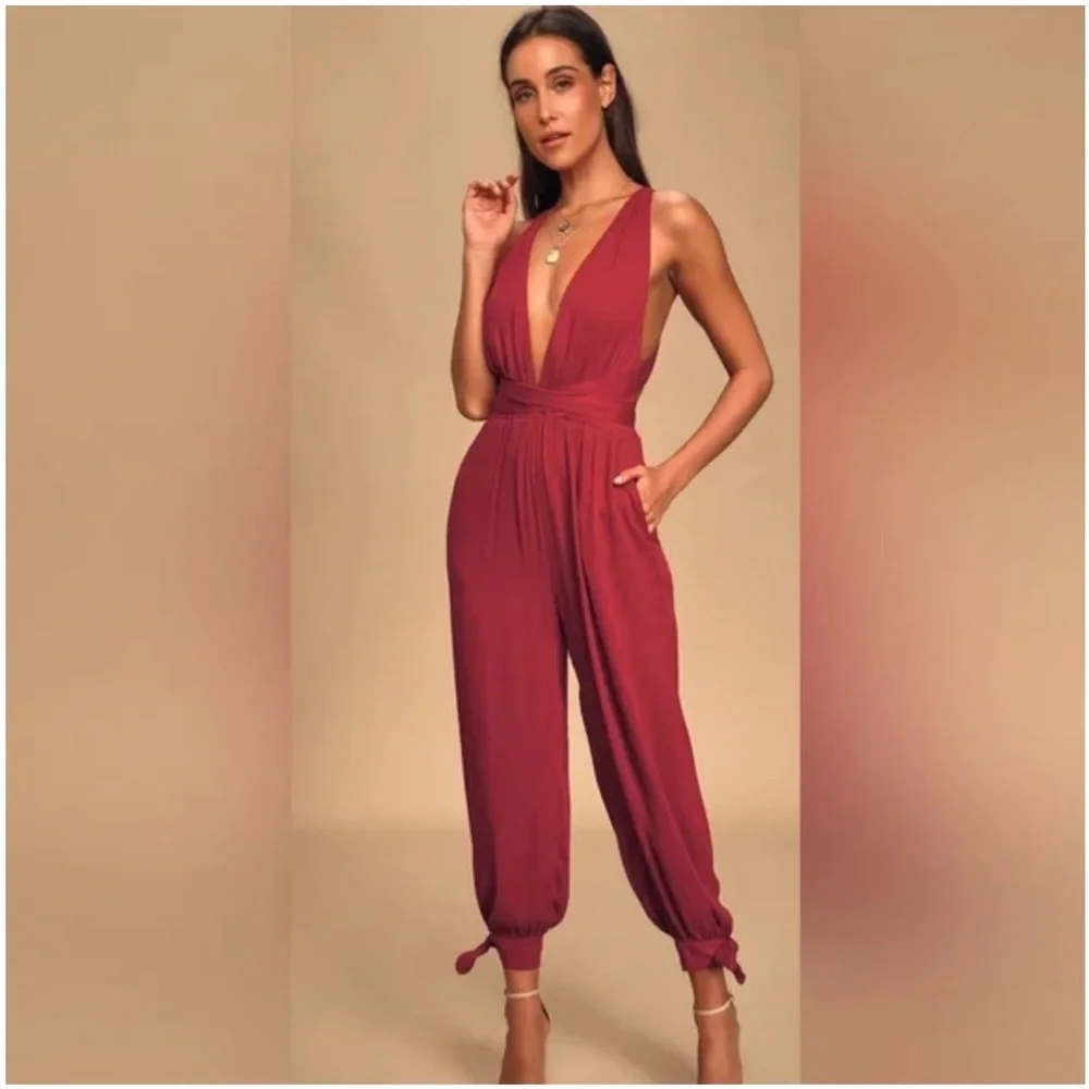 Lulus jumpsuit - Picture 1 of 9